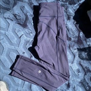 Lululemon Final Lap Crop *23" navy